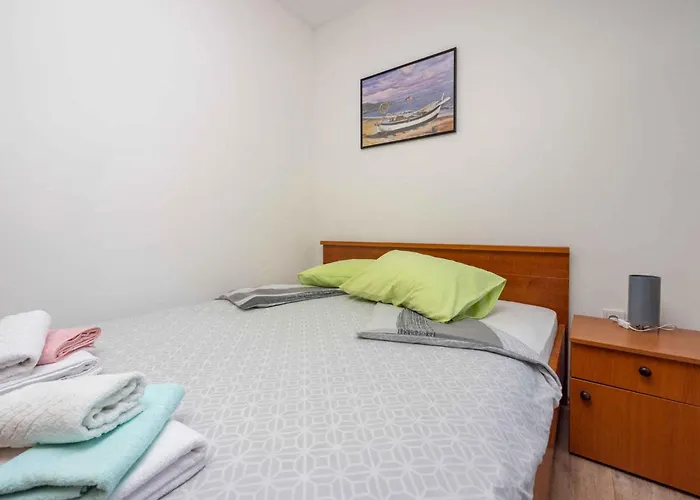 Apartamento In 45071 Crikvenica
